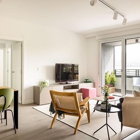 Santa Ana Junto A La Ria A Estrenar Garaje Y Wifi Incluidos Apartment Bilbao Ngoại thất bức ảnh